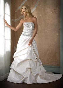Alvina Valenta Style AV9657 - Alvina Valenta - Nearly Newlywed Bridal Boutique - 4