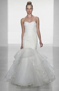 Amsale 'Carson' size 0 used wedding dress front view on model