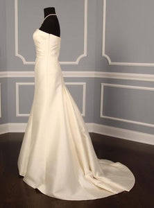Anne Barge '168' size 8 new wedding dress side view on mannequin