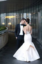 Load image into Gallery viewer, Anne Barge &#39;Vendome&#39; - Anne Barge - Nearly Newlywed Bridal Boutique - 3

