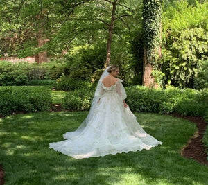 Monique Lhuillier 'Bloom' wedding dress size-06 PREOWNED