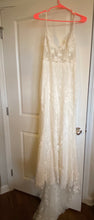 Load image into Gallery viewer, Emmy Mae &#39;Bec&#39; wedding dress size-06 PREOWNED
