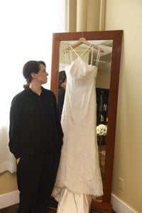 Vera Wang White '351346' size 8 used wedding dress front view on hanger