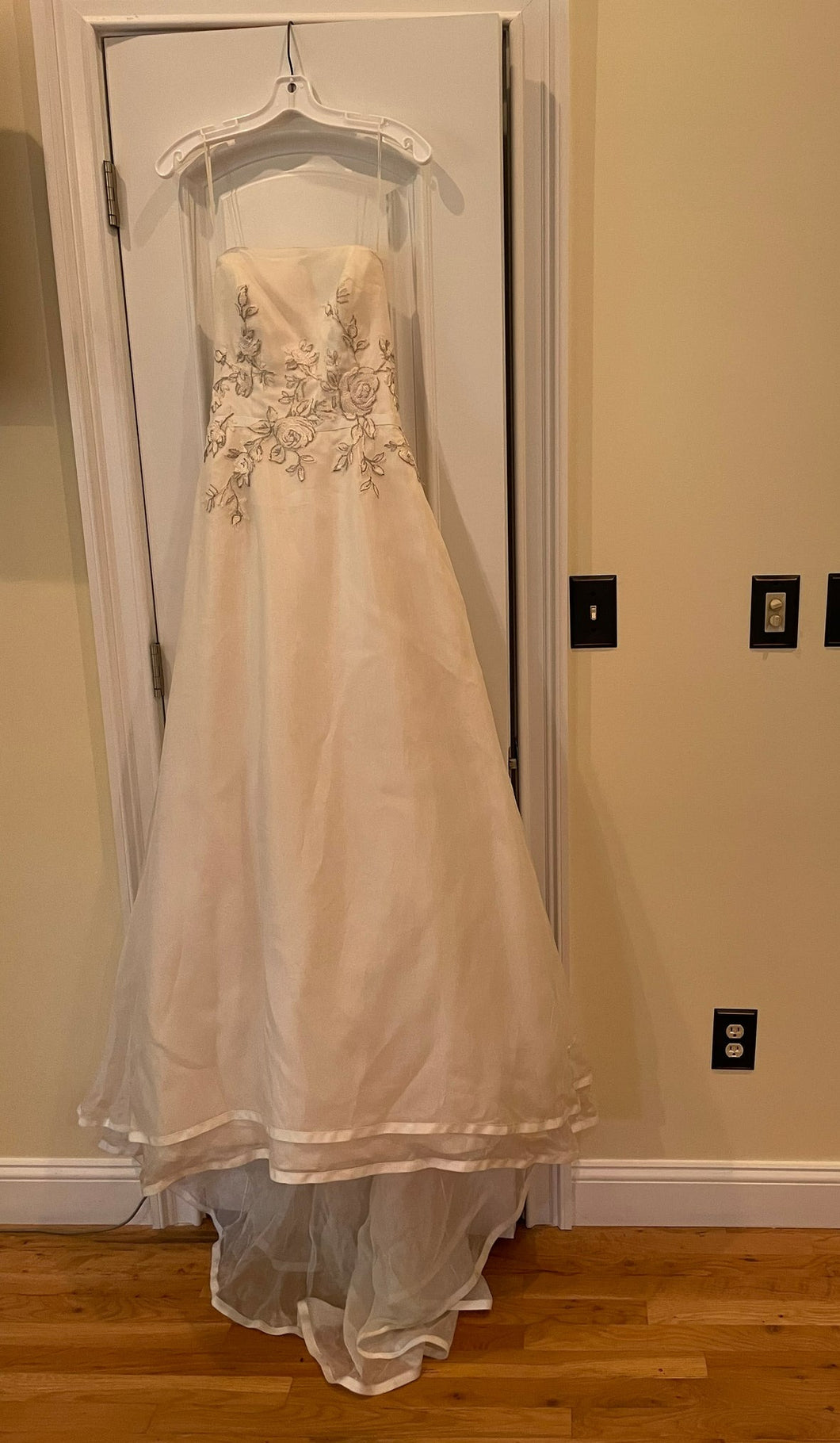 Liancarlo '1890' wedding dress size-06 NEW