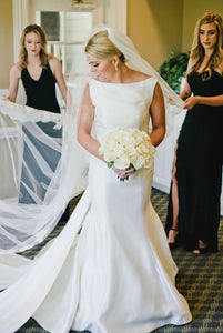 Sareh Nouri 'Naomi' size 8 used wedding dress front view on bride