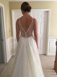 Alessandra Rinaudo 'Ludmilla' size 6 sample wedding dress back view on bride