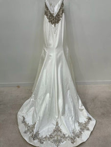 Simone Carvalli '90211' wedding dress size-08 PREOWNED