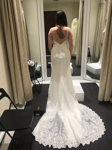 Calla Blanche 'Vanessa' wedding dress size-08 PREOWNED