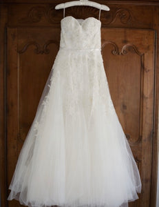 Reem Acra '4738' wedding dress size-08 PREOWNED
