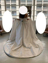 Load image into Gallery viewer, Cocomelody &#39;Anne&#39; wedding dress size-12 NEW
