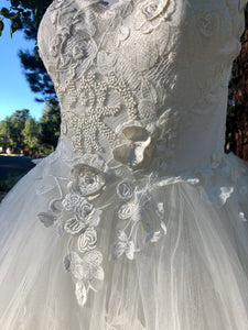Chic Nostalgia 'Bea' wedding dress size-06 PREOWNED