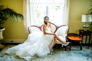 Dress Anomalie 'Custom' size 2 used wedding dress front view on bride