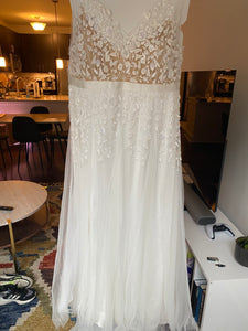 Alexandra Grecco 'Azalea Gown' wedding dress size-10 PREOWNED