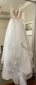Paloma Blanca '0000PG' wedding dress size-02 SAMPLE