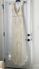 Load image into Gallery viewer, BERTA &#39;Berta 18-10&#39; wedding dress size-04 PREOWNED

