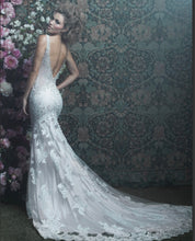 Load image into Gallery viewer, Allure Bridals &#39;C412&#39; size 12 used wedding dress back view on model
