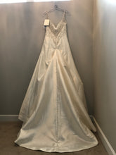 Load image into Gallery viewer, Maggie Sottero &#39;Kimberly&#39;

