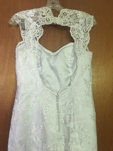 Seamstress 'fit to flare' wedding dress size-10 NEW