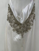 Load image into Gallery viewer, Simone Carvalli &#39;90211&#39; wedding dress size-08 PREOWNED
