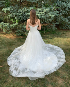 Beccar 'Paloma Beccar' wedding dress size-02 NEW