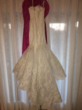 Load image into Gallery viewer, Enzoani &#39;Dakota&#39; size 8 new wedding dress back view on hanger
