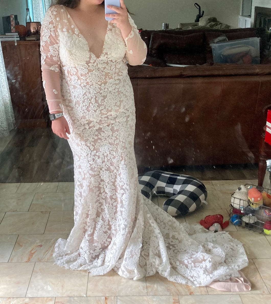 Anomalie 'Long Sleeve Modified Trumpet' wedding dress size-16 NEW