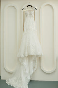Essense of Australia 'D2642' wedding dress size-04 PREOWNED