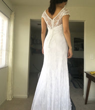 Load image into Gallery viewer, Alfred Angelo &#39;8501&#39; size 4 new wedding dress back view on bride
