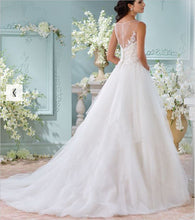 Load image into Gallery viewer, David Tutera &#39;Adena&#39; size 16 used wedding dress back view on model
