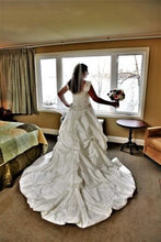 Load image into Gallery viewer, Alfred Angelo &#39;Sapphire Collection 758&#39; size 12 used wedding dress back view on bride
