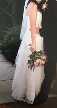 Load image into Gallery viewer, Christina Wu &#39;None listed&#39; wedding dress size-12 PREOWNED
