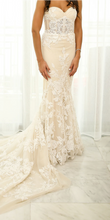 Load image into Gallery viewer, inbal dror &#39;BR 16-17 &#39; wedding dress size-02 PREOWNED
