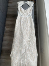 Load image into Gallery viewer, Watters &#39;Twilla &#39; wedding dress size-06 PREOWNED
