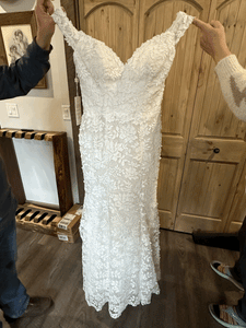 Casablanca 'Evelynn 2446' wedding dress size-06 NEW