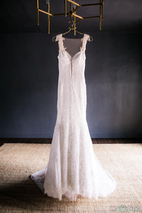 Galia Lahav 'Samantha' size 2 used wedding dress used wedding dress front view on hanger