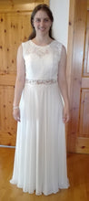 Load image into Gallery viewer, unknown &#39;Custom&#39; wedding dress size-10 PREOWNED
