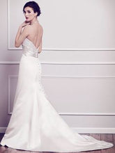 Load image into Gallery viewer, Kenneth Winston &#39;1577&#39; size 12 sample wedding dress back view on model
