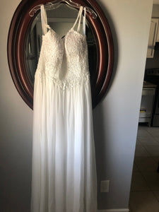 Mon Cherie 'Enchanting ' wedding dress size-16 NEW