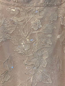 Oleg Cassini 'Veck' size 4 new wedding dress close up of fabric