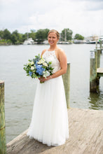 Load image into Gallery viewer, Watters &#39;Willowby Esperance (STYLE # 58701)&#39; wedding dress size-08 PREOWNED
