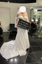 Load image into Gallery viewer, Cristiano Lucci &#39;13327&#39; wedding dress size-10 NEW
