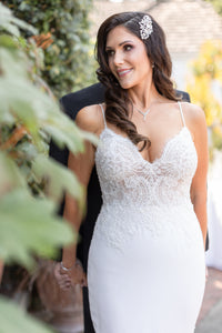 Enzoani 'Naya' wedding dress size-10 PREOWNED