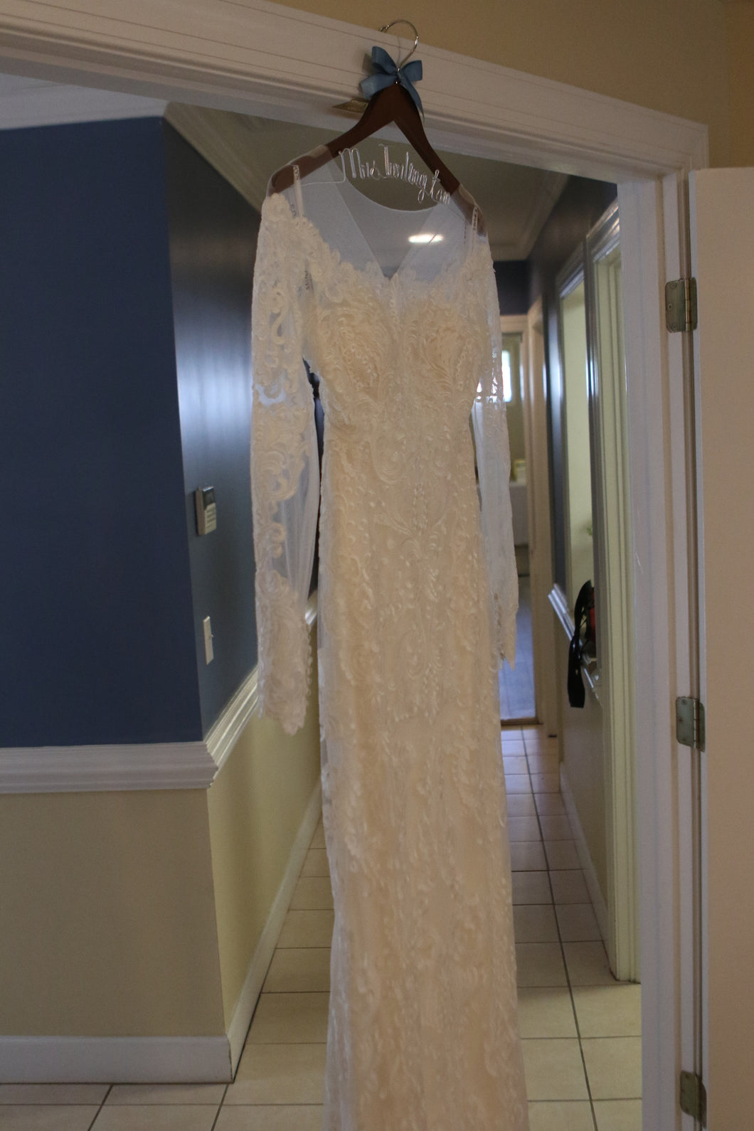 Mary's Designer Bridal Boutique '3031' wedding dress size-04 PREOWNED