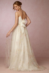 Elizabeth Fillmore 'Ballet' size 6 new wedding dress back view on model