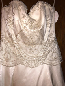 Exquisite Bride 'Adel' size 16 new wedding dress front view close up