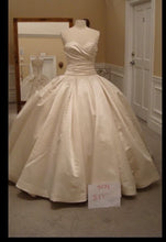Load image into Gallery viewer, Pnina Tornai &#39;Satin Ball Gown&#39; size 4 used wedding dress front view on mannequin
