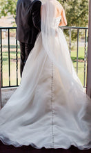 Load image into Gallery viewer, Mori Lee &#39;4808&#39; wedding dress size-02 PREOWNED
