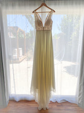 Load image into Gallery viewer, Jenny Yoo &#39;Kensington Dress&#39; wedding dress size-04 NEW
