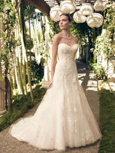 Load image into Gallery viewer, Casablanca &#39;2168&#39; size 14 new wedding dress front view on model
