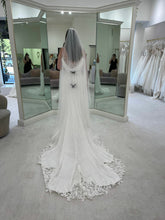 Load image into Gallery viewer, Sincerity &#39;44322&#39; wedding dress size-04 NEW
